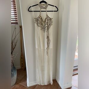 STUNNING VINTAGE BEADED GOWN / Size 0-2